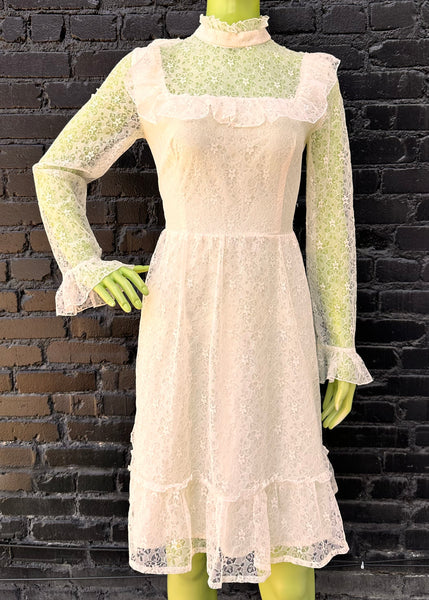 Vintage Long Sleeve Lace Dress