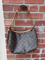 Louis Vuitton Shoulder Bag