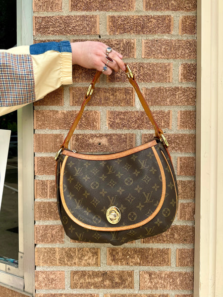 Louis Vuitton Shoulder Bag